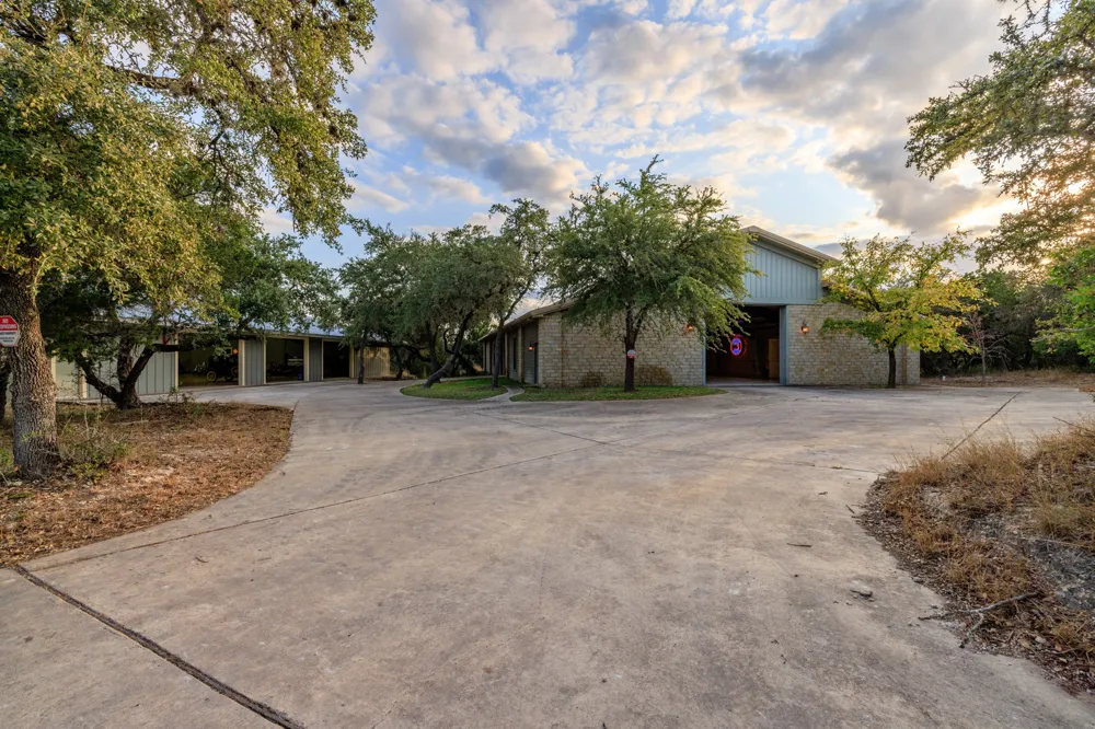 694 Scenic Circle Pipe Creek, TX 78063