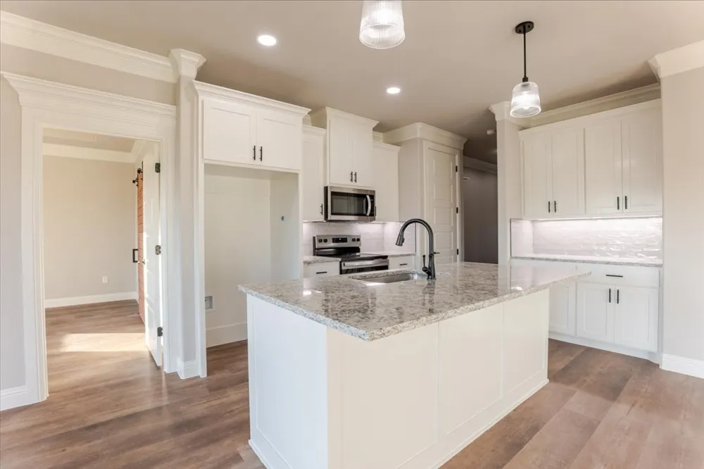 9209 Parkview Circle Tolar, TX 76476