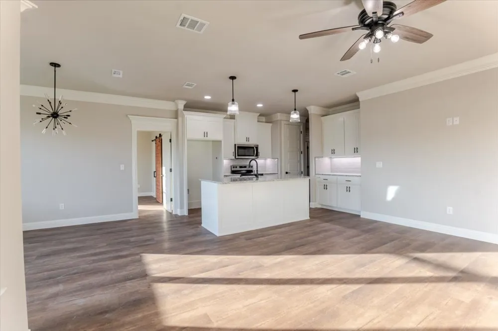 9209 Parkview Circle Tolar, TX 76476