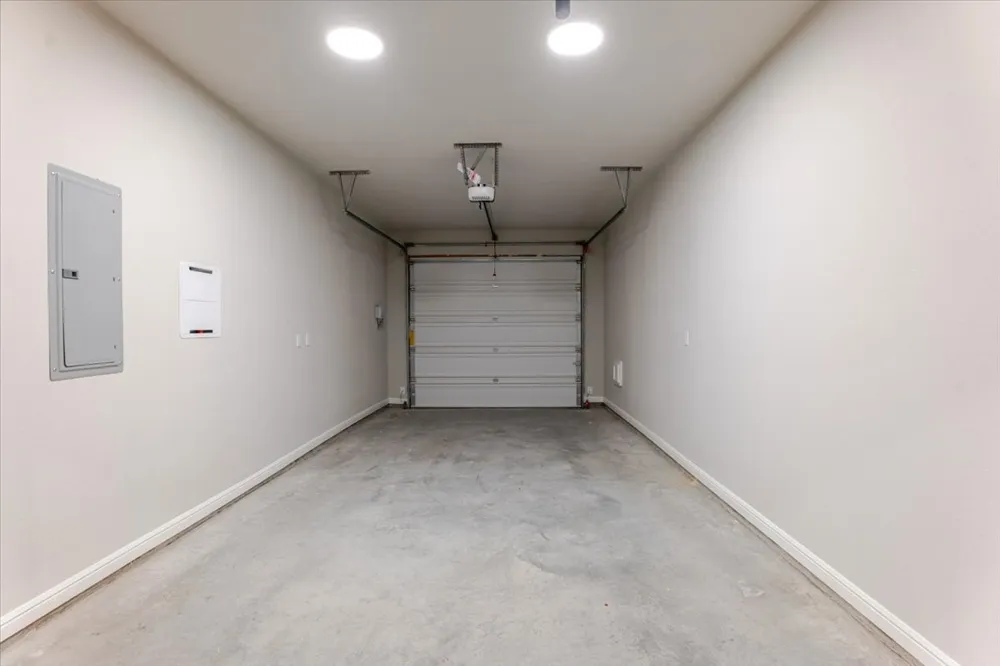 9209 Parkview Circle Tolar, TX 76476