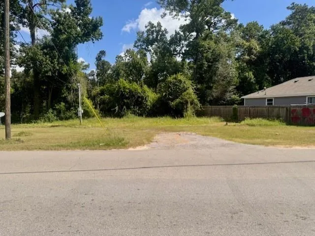17023 Main Street Splendora, TX 77372