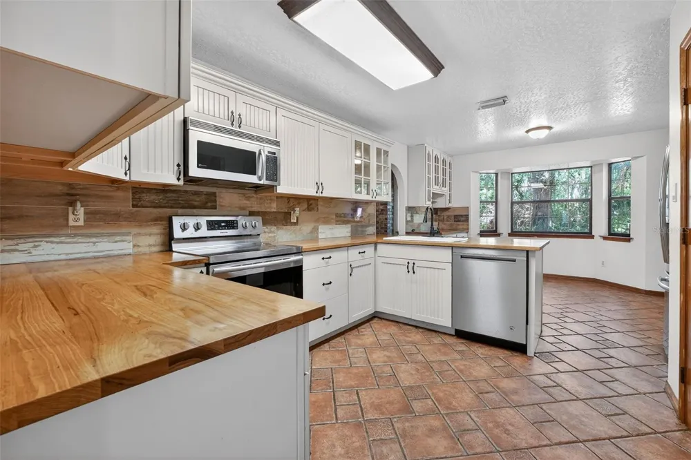 3380 LIONEL ROAD Mims, FL 32754