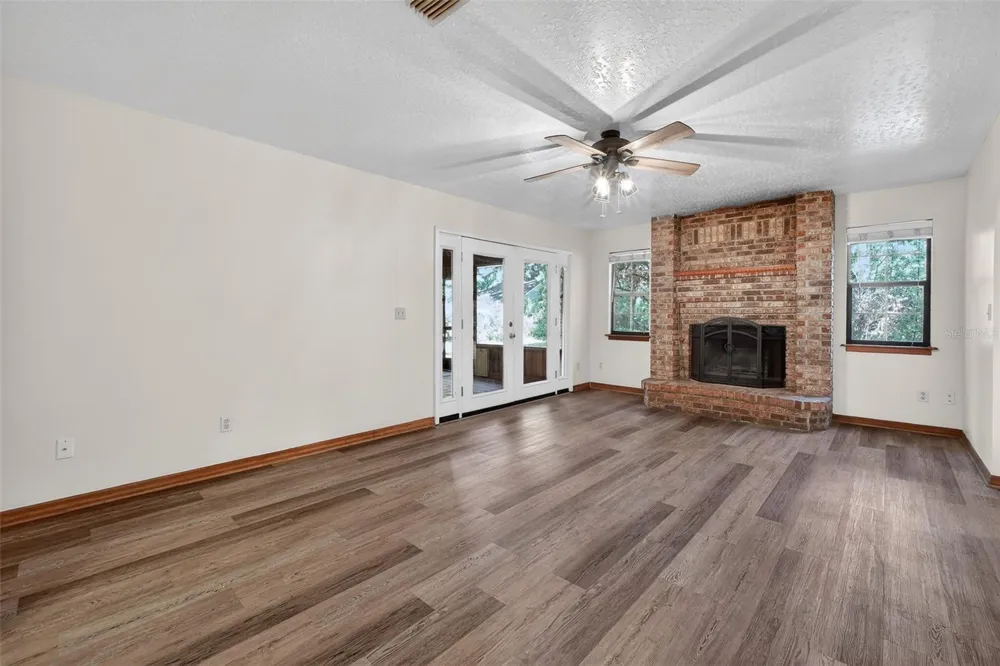 3380 LIONEL ROAD Mims, FL 32754