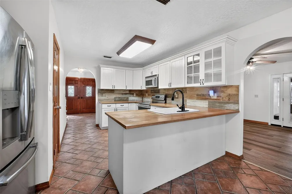 3380 LIONEL ROAD Mims, FL 32754