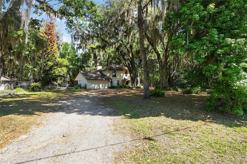 3380 LIONEL ROAD Mims, FL 32754