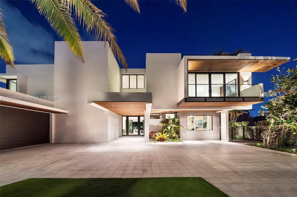 128 Ocean Blvd Golden Beach, FL 33160