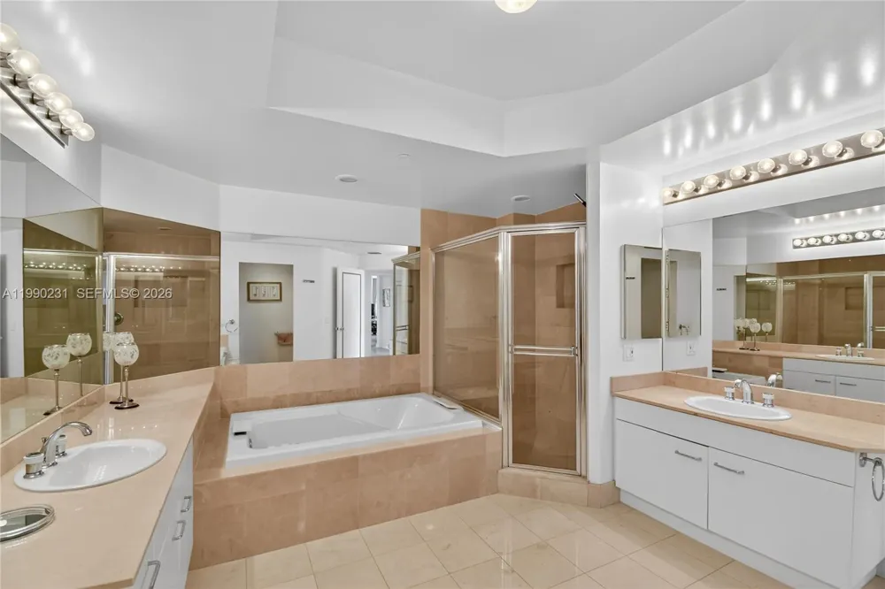 21150 Point Pl #1505 Aventura, FL 33180