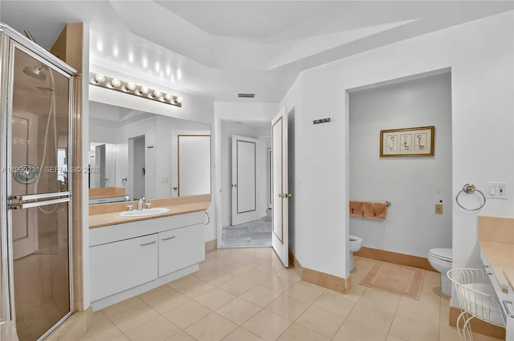 21150 Point Pl #1505 Aventura, FL 33180