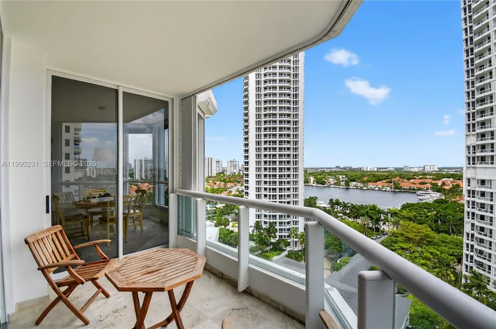 21150 Point Pl #1505 Aventura, FL 33180