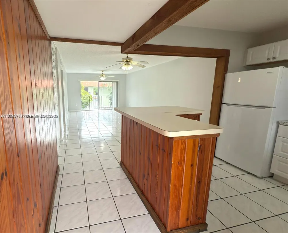 805 W Oakland Park Blvd #D19 Oakland Park, FL 33311