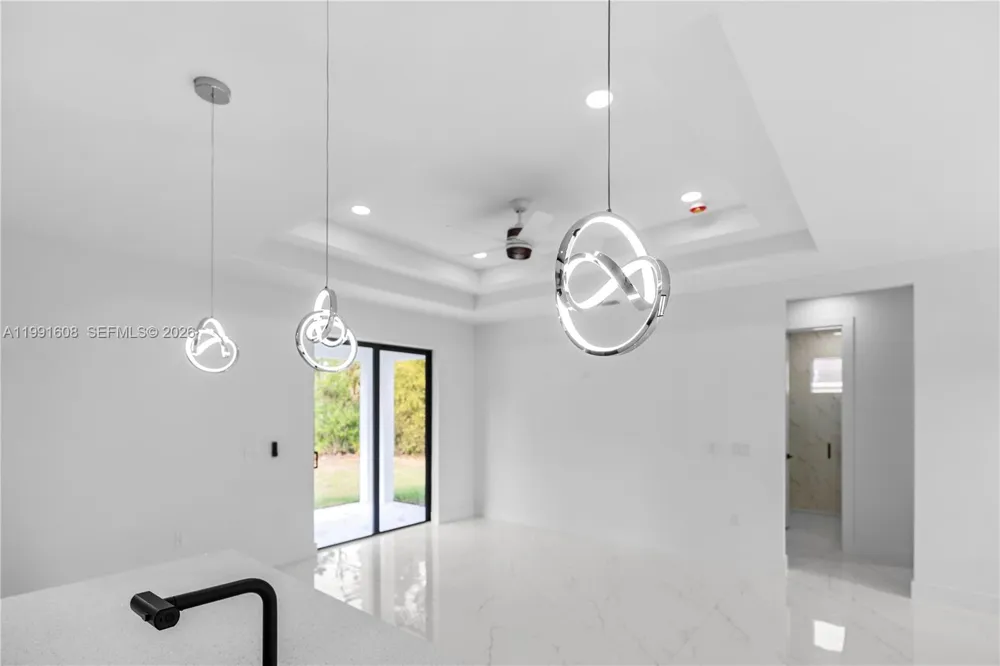 1113 ENRIQUE ST E Lehigh Acres, FL 33974