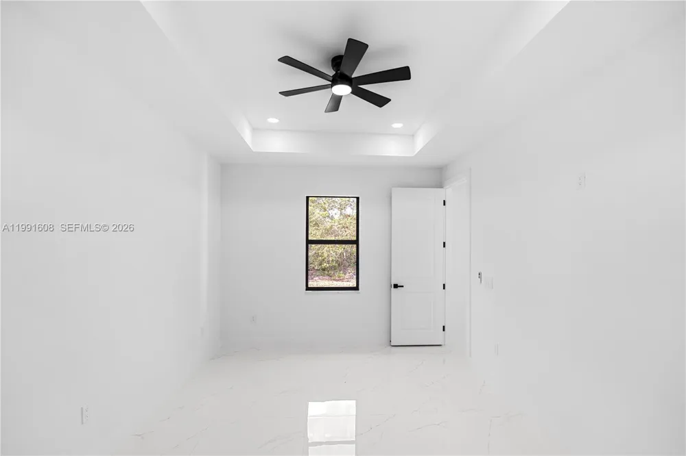 1113 ENRIQUE ST E Lehigh Acres, FL 33974