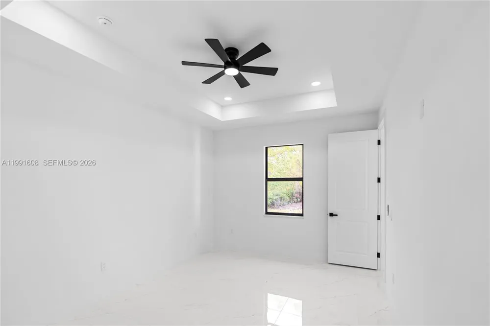 1113 ENRIQUE ST E Lehigh Acres, FL 33974