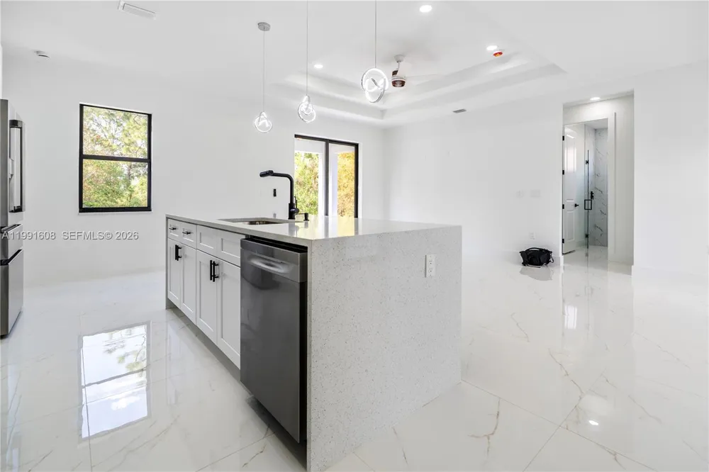 1113 ENRIQUE ST E Lehigh Acres, FL 33974