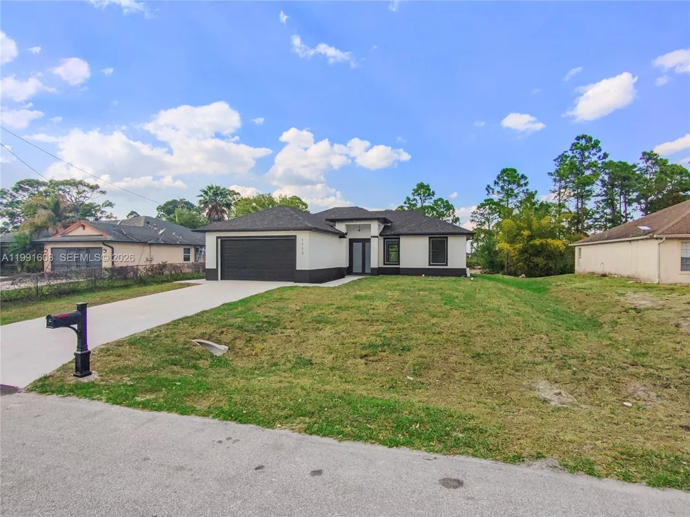 1113 ENRIQUE ST E Lehigh Acres, FL 33974