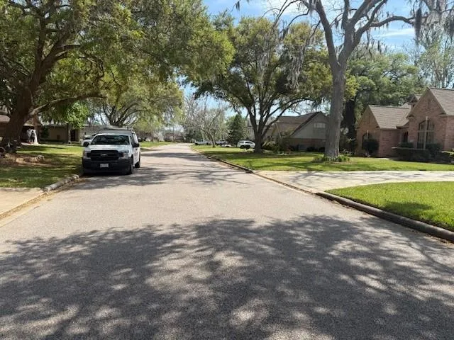 2225 Riverside Drive West Columbia, TX 77486