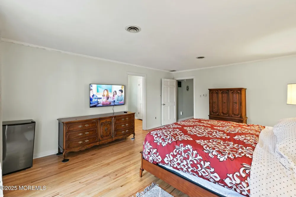 399 Golfview Drive Stafford, NJ 08050
