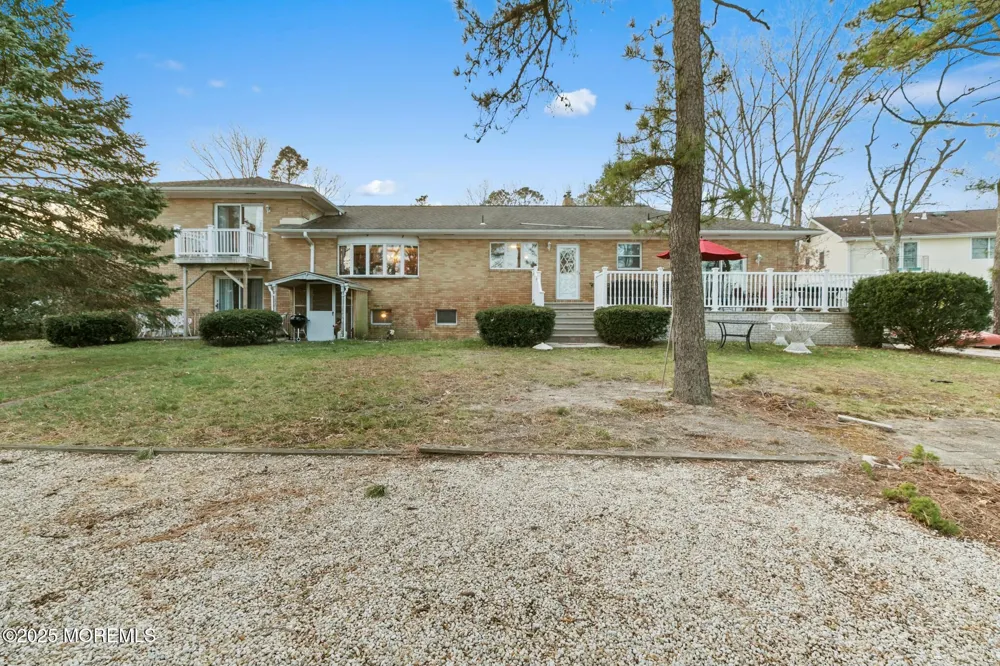 399 Golfview Drive Stafford, NJ 08050