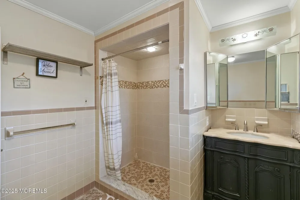 399 Golfview Drive Stafford, NJ 08050