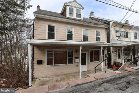128 SPRUCE STREET