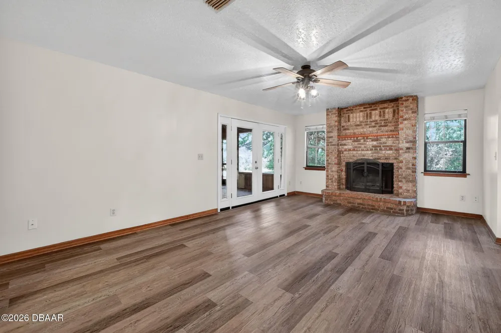 3380 Lionel Road Mims, FL 32754