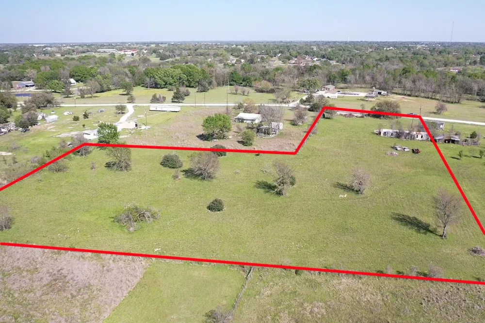 Mustang Loop Madisonville, TX 77864