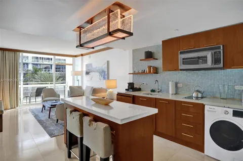 6801 Collins Ave #309 Door  #314