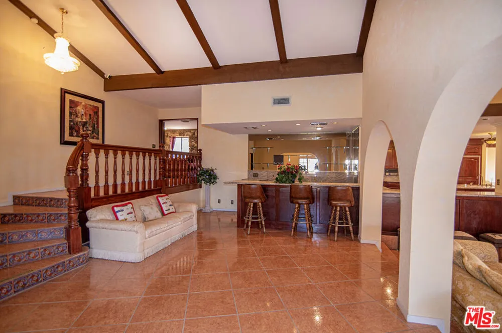 35931 Via Famero Drive Acton, CA 93510