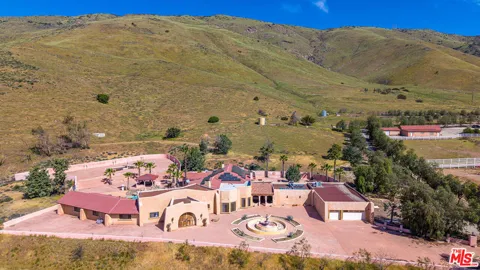 35931 Via Famero Drive