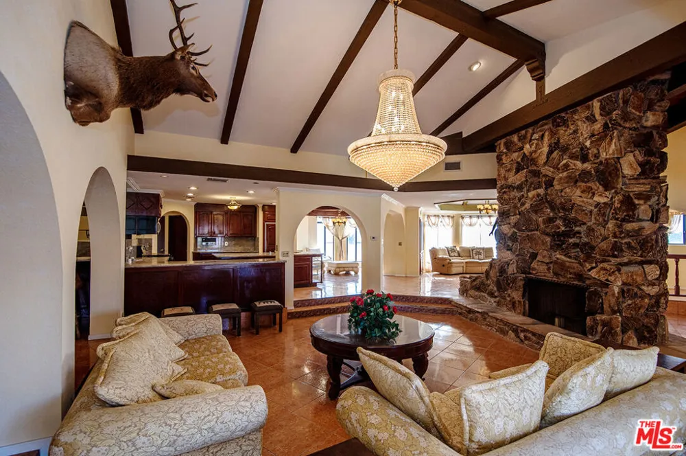 35931 Via Famero Drive Acton, CA 93510