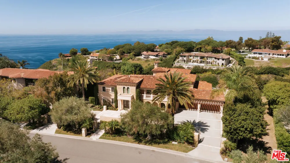 1533 Via Lopez Palos Verdes Peninsula, CA 90274