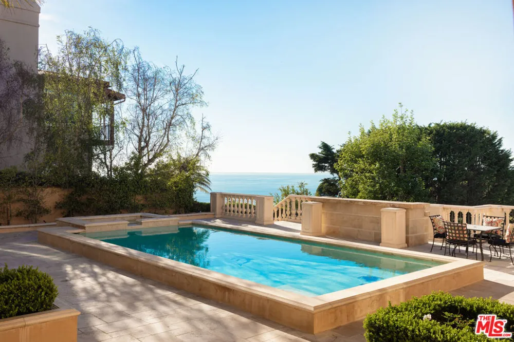 1533 Via Lopez Palos Verdes Peninsula, CA 90274