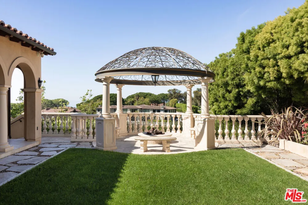 1533 Via Lopez Palos Verdes Peninsula, CA 90274