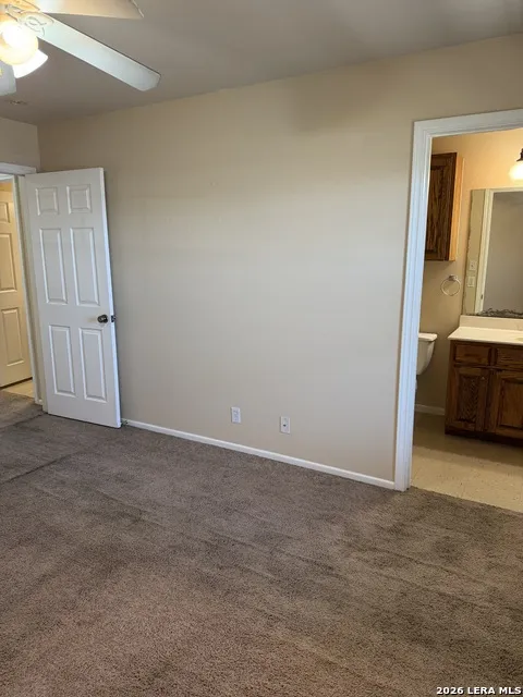 212 Schriewer Unit 201 Poth, TX 78147