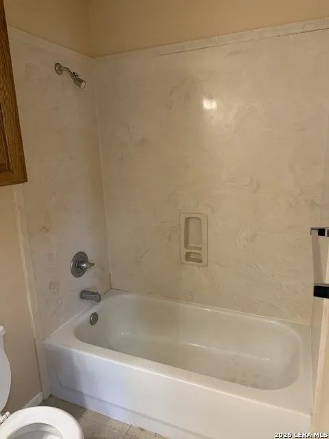 212 Schriewer Unit 201 Poth, TX 78147