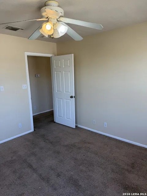 212 Schriewer Unit 201 Poth, TX 78147
