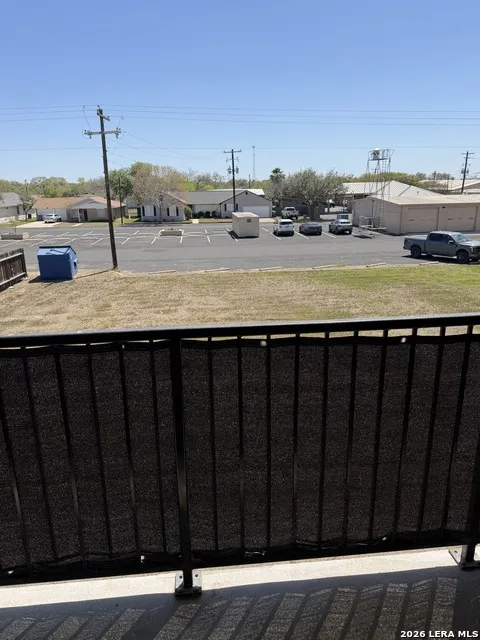 212 Schriewer Unit 201 Poth, TX 78147