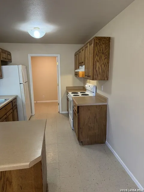 212 Schriewer Unit 201 Poth, TX 78147