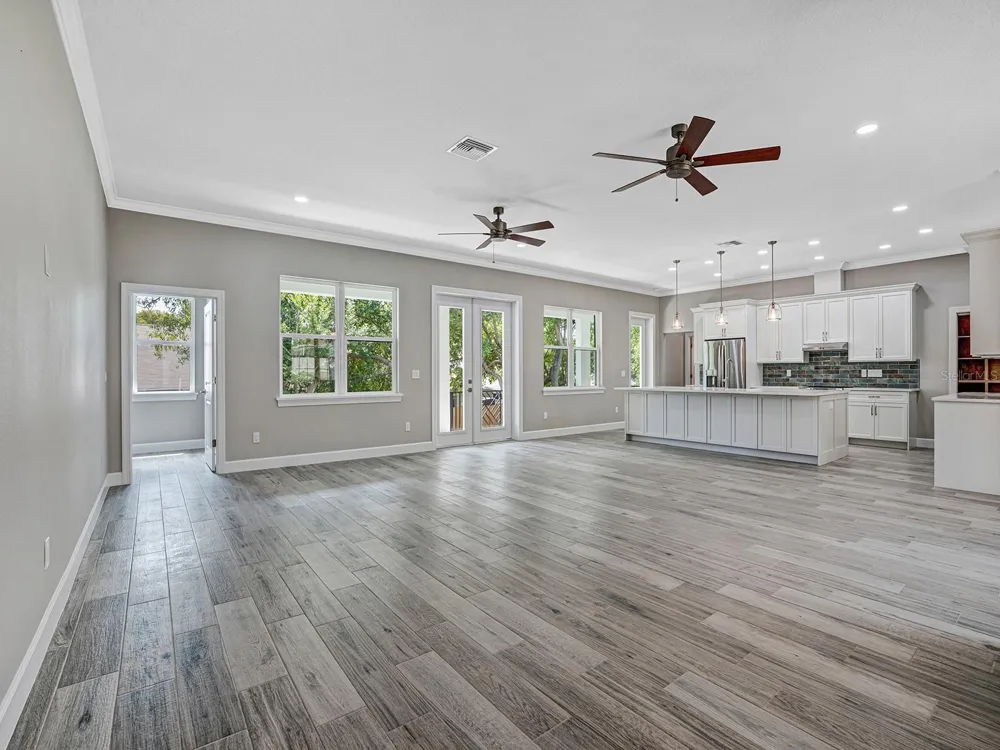 108 IRWIN STREET E Safety Harbor, FL 34695