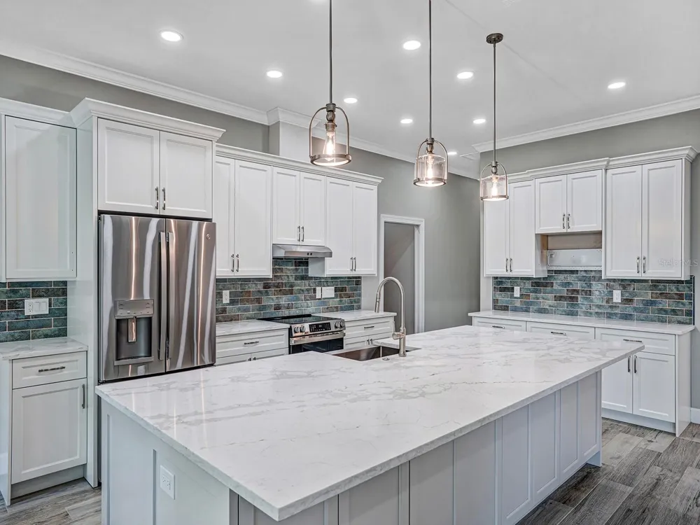 108 IRWIN STREET E Safety Harbor, FL 34695