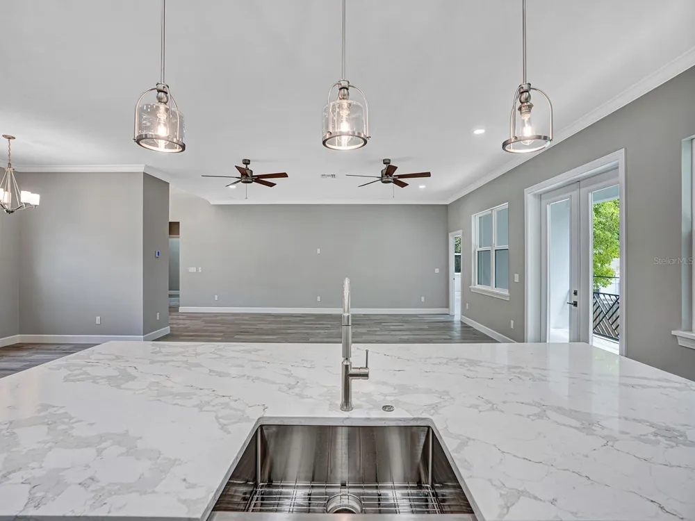 108 IRWIN STREET E Safety Harbor, FL 34695