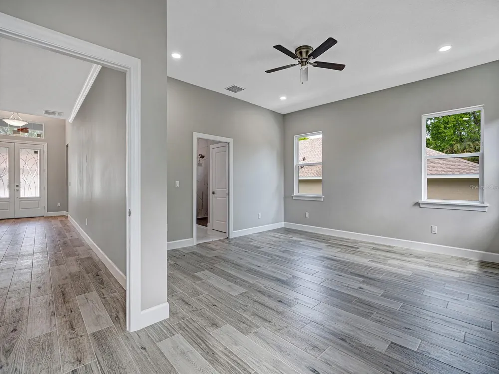 108 IRWIN STREET E Safety Harbor, FL 34695