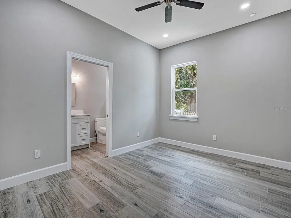 108 IRWIN STREET E Safety Harbor, FL 34695