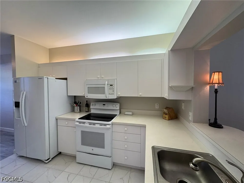 Vista View Way #303B Fort Myers, FL 33919