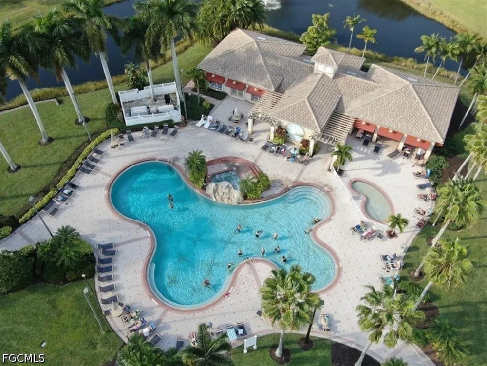 Vista View Way #303B Fort Myers, FL 33919