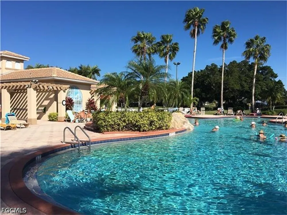 Vista View Way #303B Fort Myers, FL 33919