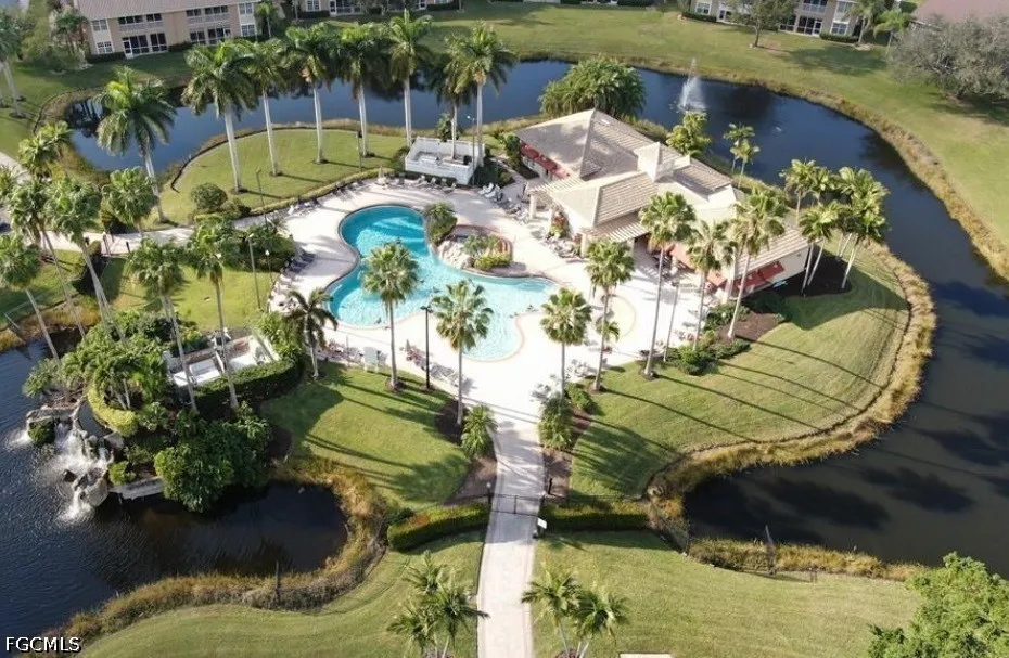Vista View Way #303B Fort Myers, FL 33919