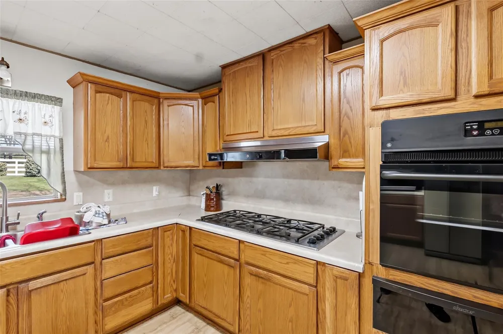 10084 Fm 831 Buffalo, TX 75831