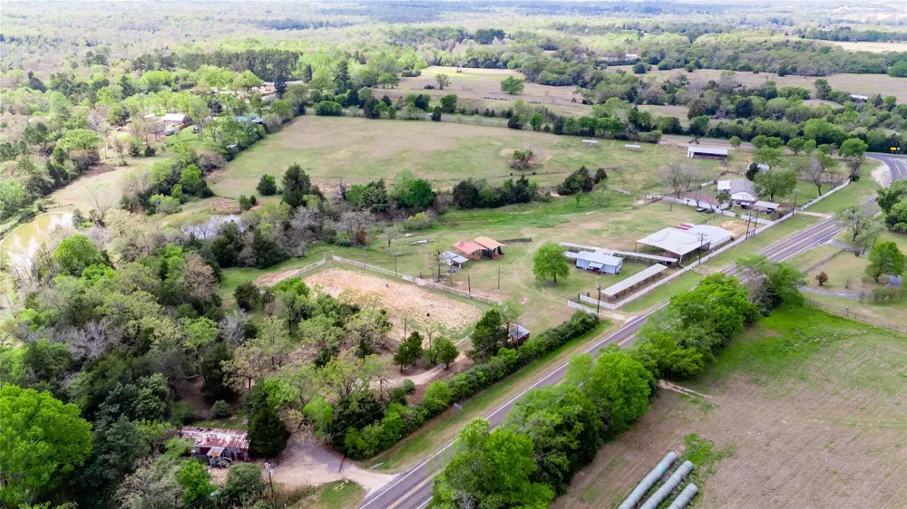 10084 Fm 831 Buffalo, TX 75831