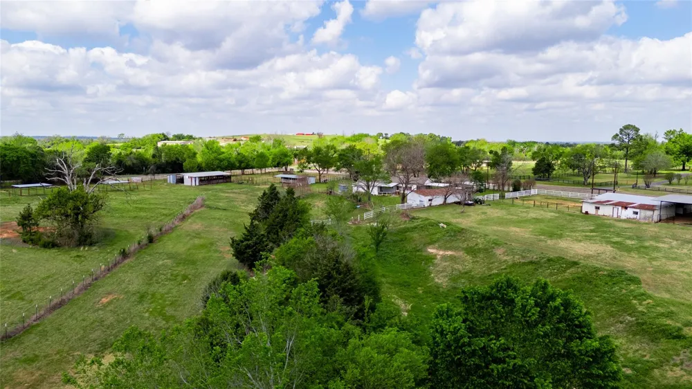 10084 Fm 831 Buffalo, TX 75831